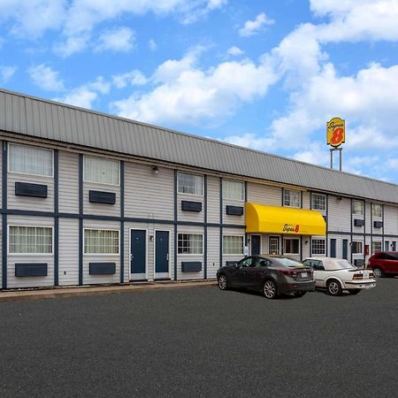 Super 8 By Wyndham Wooster Hotel Exterior foto
