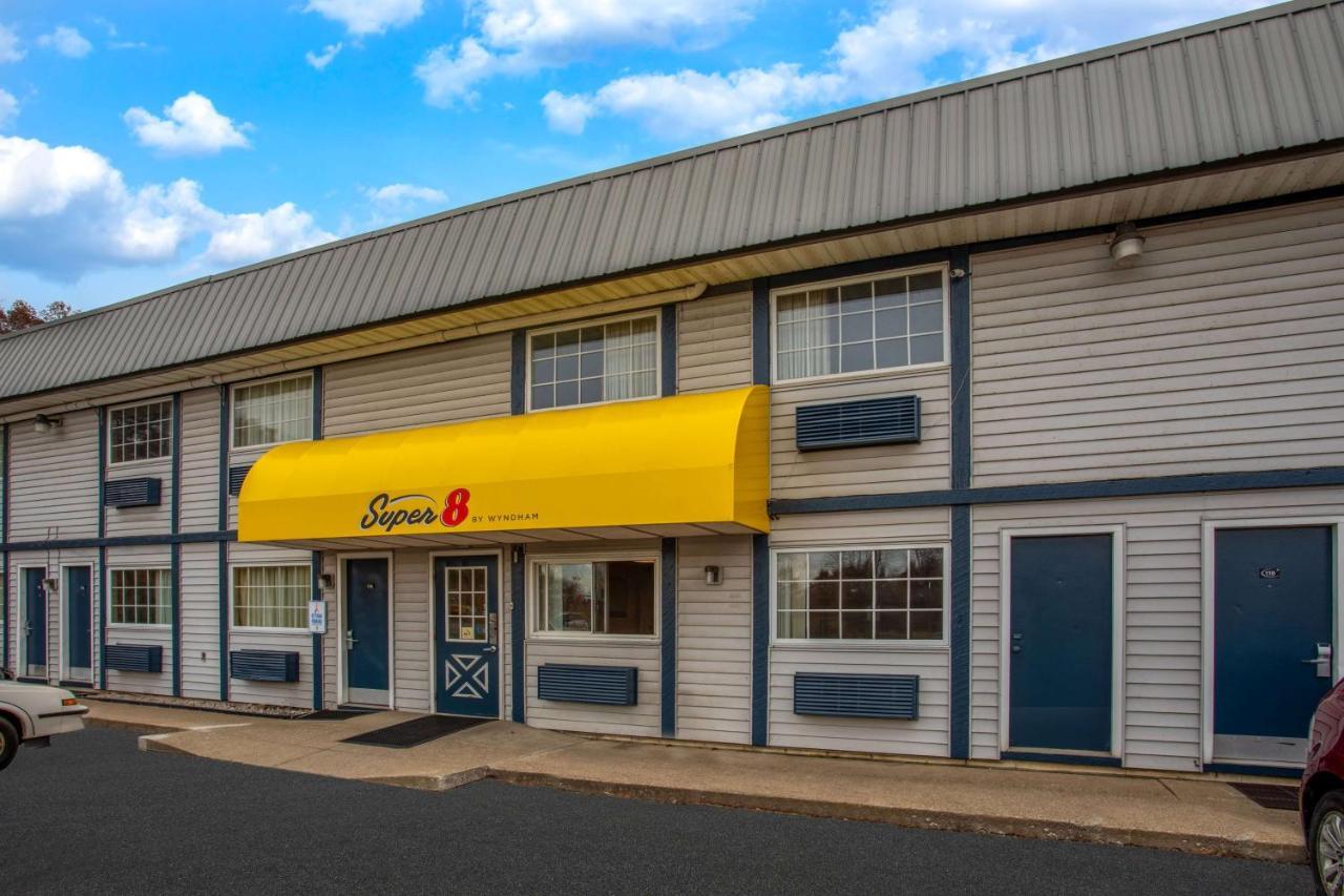 Super 8 By Wyndham Wooster Hotel Exterior foto